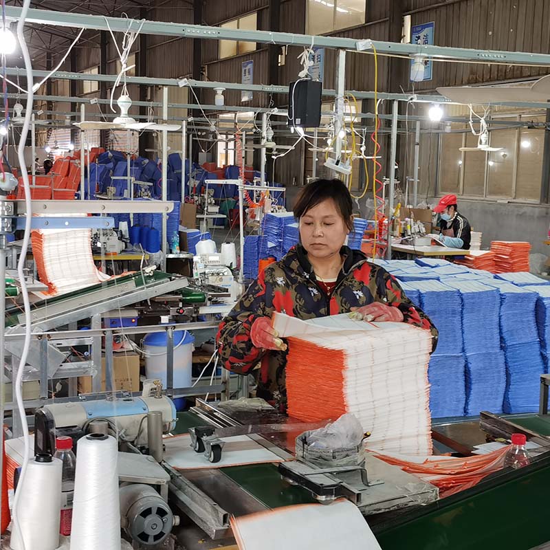 德令哈洗洁巾工厂展示